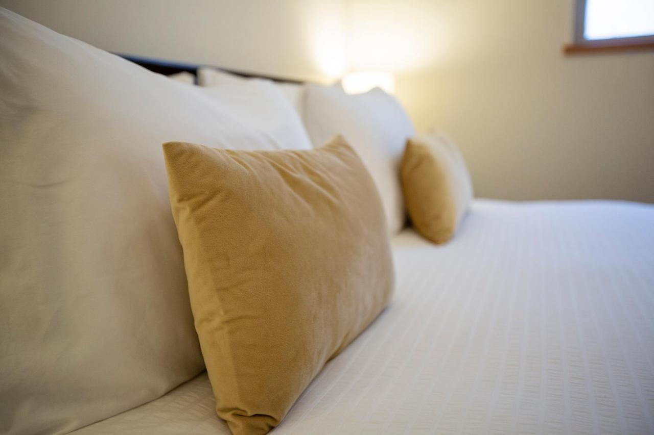 Stirling All Suites Hotel Nelson Exteriör bild